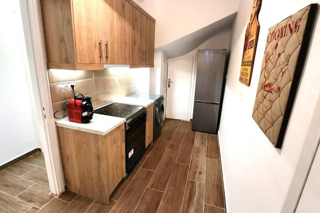 Gazi Apartment With Breakfast Athena Bagian luar foto